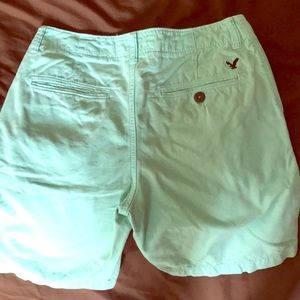 American eagle shorts mint green size 28US